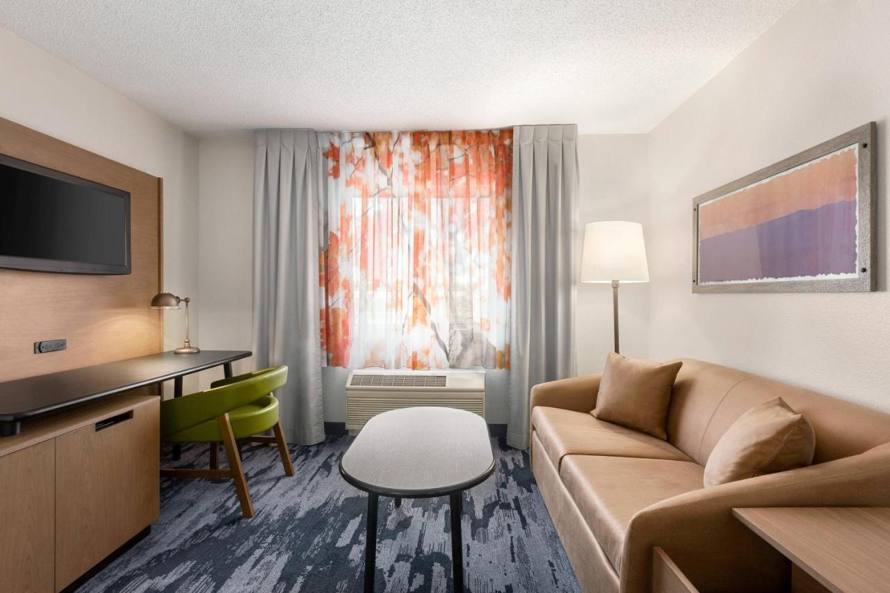 Fairfield Inn Erie Millcreek Mall Eksteriør bilde