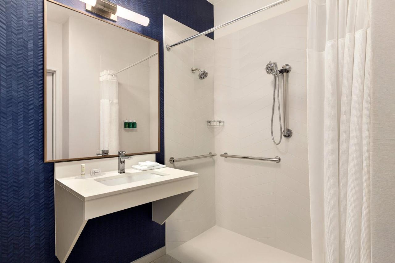 Fairfield Inn Erie Millcreek Mall Eksteriør bilde