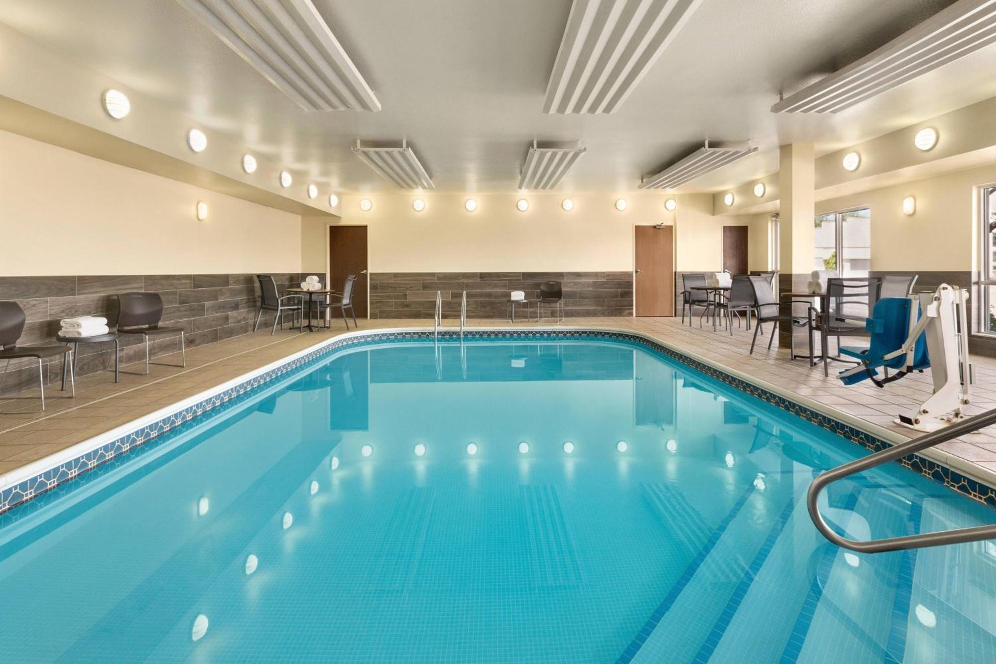 Fairfield Inn Erie Millcreek Mall Eksteriør bilde