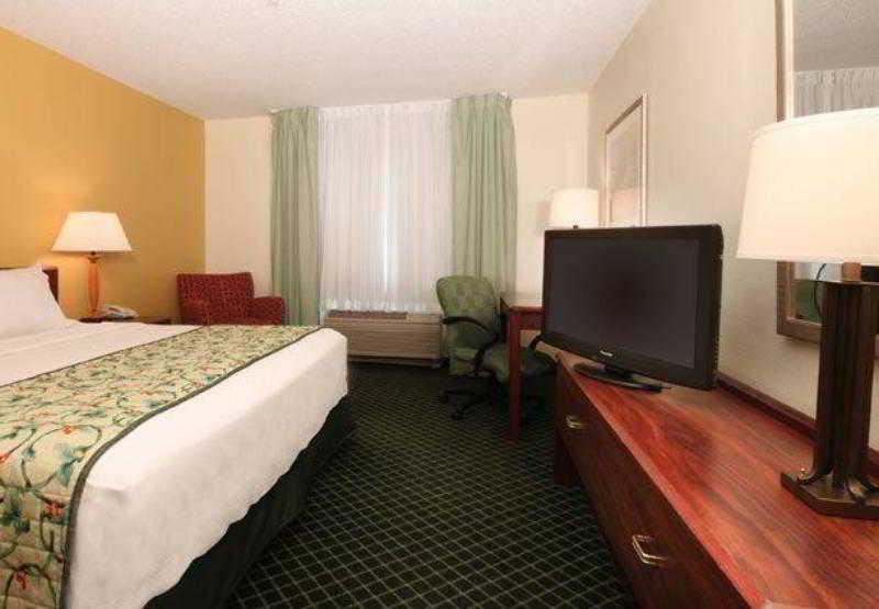 Fairfield Inn Erie Millcreek Mall Rom bilde